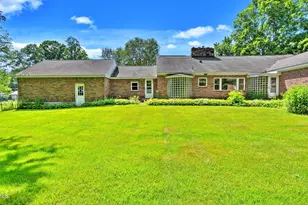 1 Mountain Dr, Pittsfield, MA 01201 - Photo 5