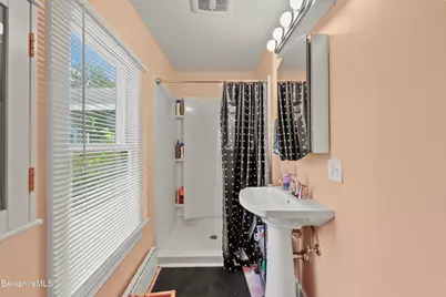 8 Glenn St, Adams, MA 01220 - Photo 17