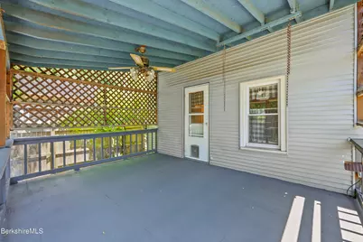 8 Glenn St, Adams, MA 01220 - Photo 31