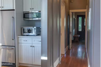 19 Cliffwood St, Lenox, MA 01240 - Photo 27