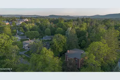 19 Cliffwood St, Lenox, MA 01240 - Photo 75