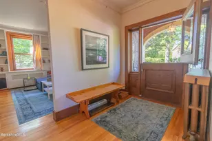 19 Cliffwood St, Lenox, MA 01240 - Photo 11