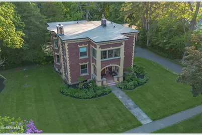 19 Cliffwood St, Lenox, MA 01240 - Photo 3