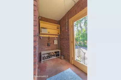 19 Cliffwood St, Lenox, MA 01240 - Photo 31