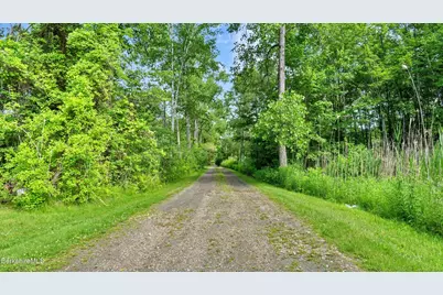 418 Monterey Rd, Great Barrington, MA 01230 - Photo 27