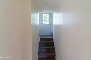 73 Westchester Ave, Pittsfield, MA 01201 - Photo 17