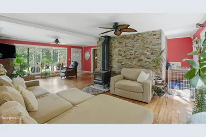 491 Main Rd, Savoy, MA 01256 - Photo 7