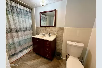 33 Reuter Ave, Pittsfield, MA 01201 - Photo 23