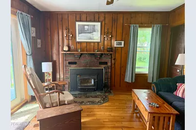 33 Reuter Ave, Pittsfield, MA 01201 - Photo 17