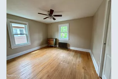 33 Reuter Ave, Pittsfield, MA 01201 - Photo 21