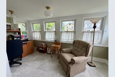 33 Reuter Ave, Pittsfield, MA 01201 - Photo 5