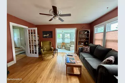 33 Reuter Ave, Pittsfield, MA 01201 - Photo 3