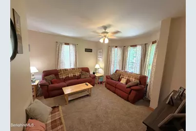 30 Richview Ave, North Adams, MA 01247 - Photo 9