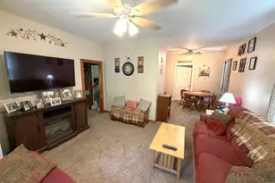 30 Richview Ave, North Adams, MA 01247 - Photo 9
