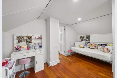 44 Pecks Rd, Pittsfield, MA 01201 - Photo 17