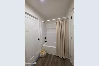 395 Cheshire Rd #113, Pittsfield, MA 01201 - Photo 11