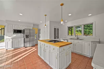22 Maple St, Adams, MA 01220 - Photo 11
