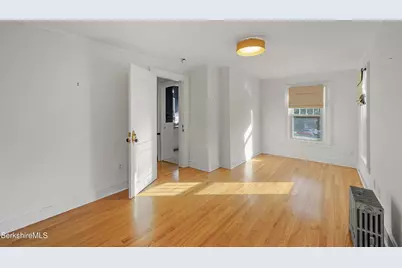 22 Maple St, Adams, MA 01220 - Photo 27