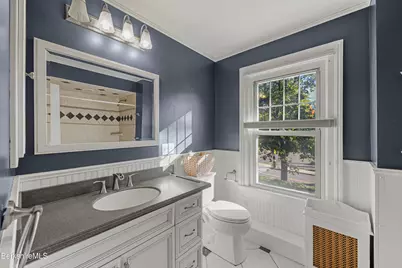 22 Maple St, Adams, MA 01220 - Photo 31