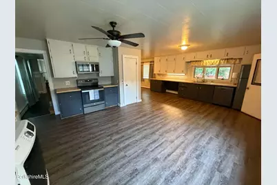 280 State Rd, North Adams, MA 01247 - Photo 11