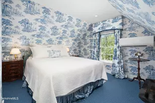 90 Hawthorne St, Lenox, MA 01240 - Photo 23