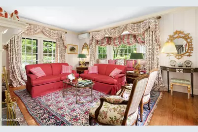 90 Hawthorne St, Lenox, MA 01240 - Photo 13