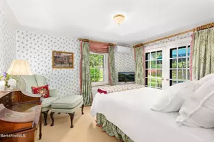 90 Hawthorne St, Lenox, MA 01240 - Photo 17
