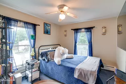 303 Onota St, Pittsfield, MA 01201 - Photo 19