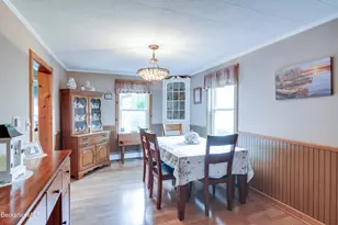 303 Onota St, Pittsfield, MA 01201 - Photo 5