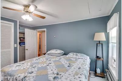 303 Onota St, Pittsfield, MA 01201 - Photo 17