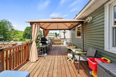 135 Tamarack Ave, Lee, MA 01238 - Photo 23