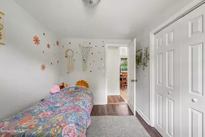 135 Tamarack Ave, Lee, MA 01238 - Photo 15