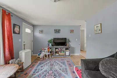 135 Tamarack Ave, Lee, MA 01238 - Photo 5