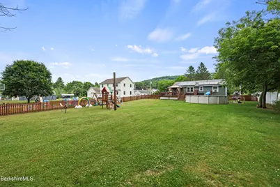 135 Tamarack Ave, Lee, MA 01238 - Photo 29
