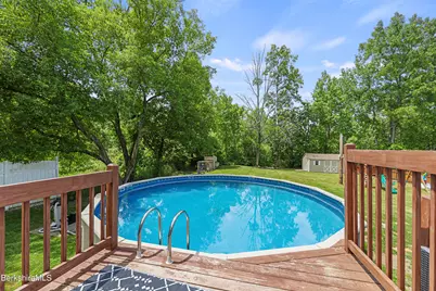 135 Tamarack Ave, Lee, MA 01238 - Photo 25