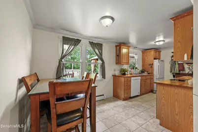 135 Tamarack Ave, Lee, MA 01238 - Photo 7