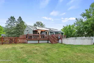 135 Tamarack Ave, Lee, MA 01238 - Photo 27