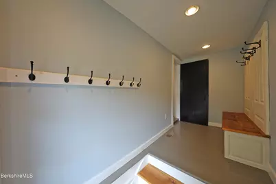 133 Holmes Rd, Pittsfield, MA 01201 - Photo 27