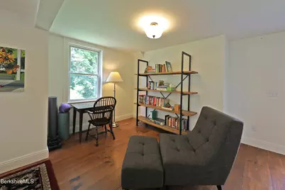 133 Holmes Rd, Pittsfield, MA 01201 - Photo 19