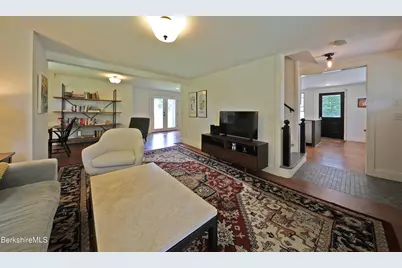 133 Holmes Rd, Pittsfield, MA 01201 - Photo 17