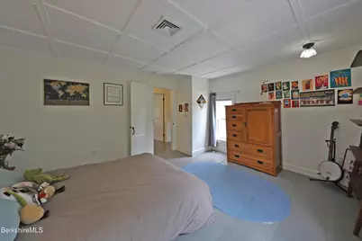 133 Holmes Rd, Pittsfield, MA 01201 - Photo 37