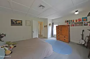 133 Holmes Rd, Pittsfield, MA 01201 - Photo 37