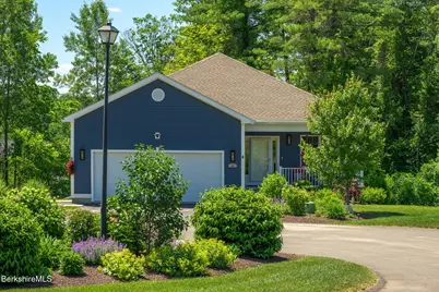 4 Fawn Ln, Pittsfield, MA 01201 - Photo 1