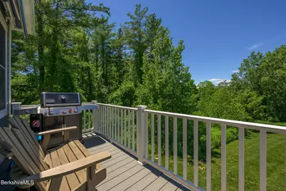 4 Fawn Ln, Pittsfield, MA 01201 - Photo 23