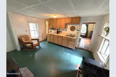 161 Main St, Hancock, MA 01237 - Photo 11