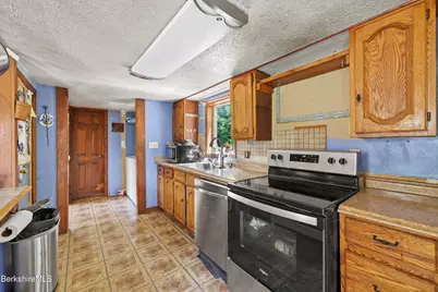 174 Wells Rd, Cheshire, MA 01225 - Photo 13