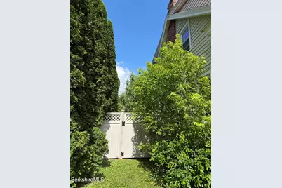 40 Edward Ave, Pittsfield, MA 01201 - Photo 21