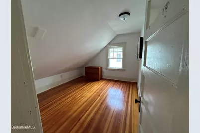 40 Edward Ave, Pittsfield, MA 01201 - Photo 13