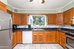 1 Riverview Dr, Dalton, MA 01226 - Photo 7