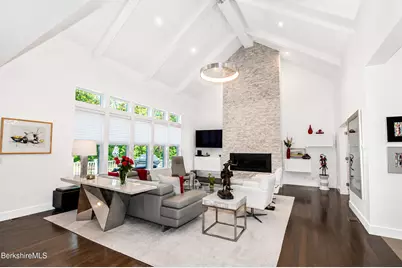 650 Mallard Ln, Lee, MA 01238 - Photo 9
